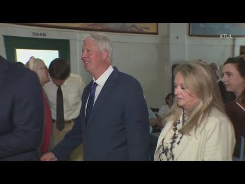 Gateway Church founder Robert Morris appears in court on charges of lewd or indecent acts to a child