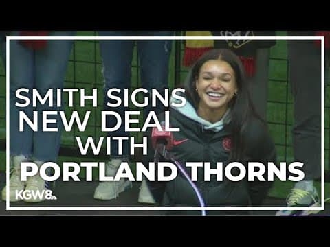 Sophia Smith to stay with Portland Thorns through 2025 season