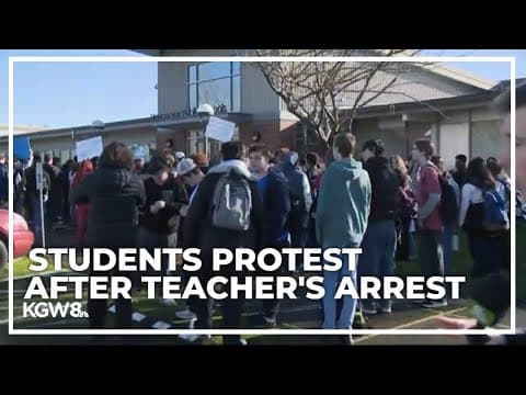 Students hold walkout amid investigation into Vancouver high school teacher