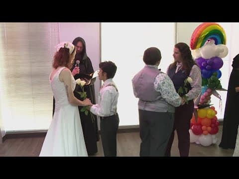 Houston couples celebrate 10 years of marriage equality in uplifting ceremony