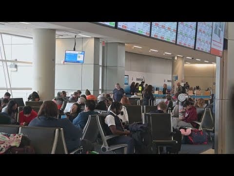 Holiday travel resumes at North Texas airports after storms