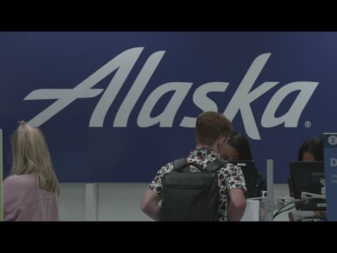 Alaska Airlines resumes operations after tech outage grounds all flights