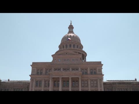 Texas House Democrats remain out of the state, ending another planned day in the legislature