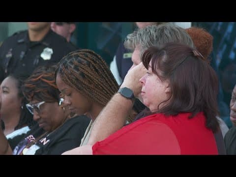 St. Pete police hold candlelight vigil for those lost to violence
