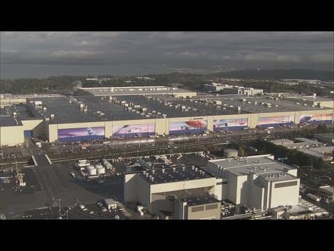 Boeing cuts its workforce amid strikes