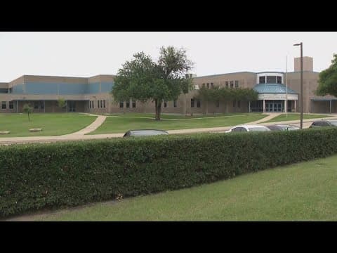 Texas teachers demand better pay, working conditions from the state government