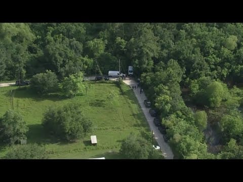 Deputies shoot woman during Alvin drug raid