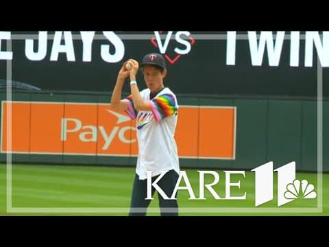 Jana throws first pitch at Twins game