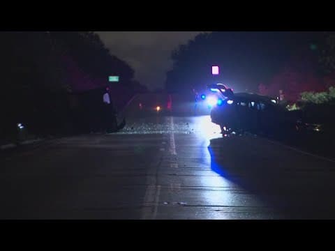 Woman killed, 2 injured in multi-vehicle crash on city's southeast side