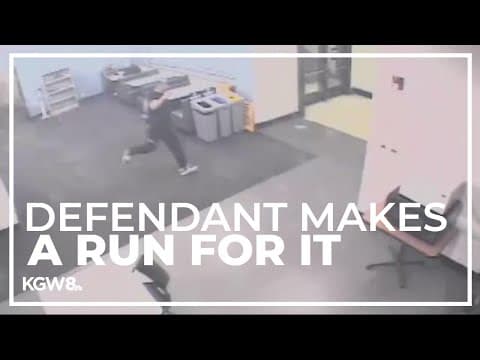 Man arrested after running out of Washington County courtroom