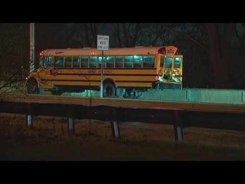 4 people, including 2 students taken to hospital after crash involving Columbus City Schools bus