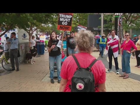 Columbia Heights protesters lash out against ICE, Federal crackdown