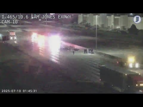 1 person dead after crash on southwest Indianapolis highway