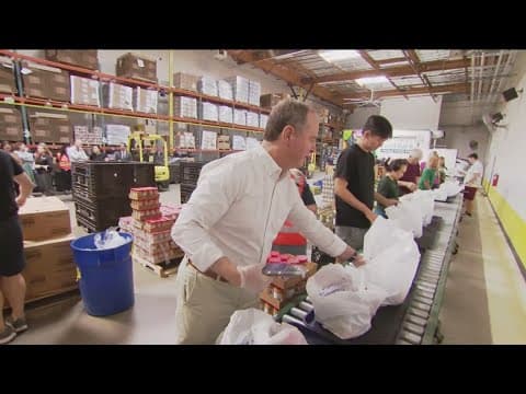 Sen. Schiff tours San Diego Food bank amid cuts to SNAP benefits