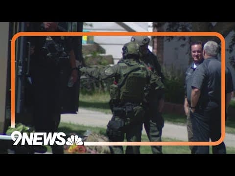 Standoff at Colorado neighborhood ends with 2 in custody