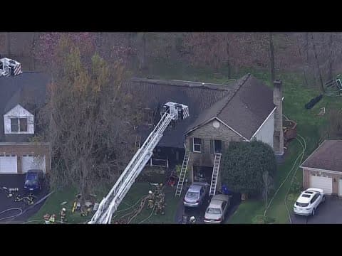5 injured, 2 critically in Fairfax County house fire