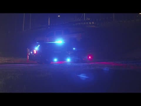 Fort Worth police resume searching for victims after a car went into the river