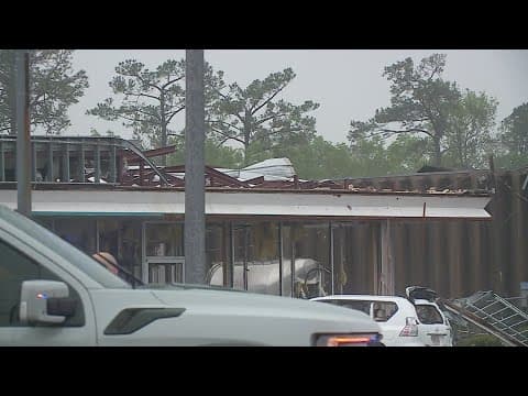 Nearly 10,000 still without power in Slidell, over 20 schools remain closed