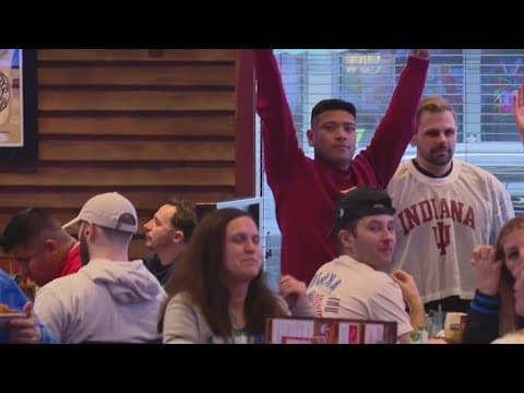 IU fans at Kilroy's in downtown Indy react to Ohio State loss