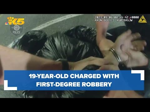 19-year-old charged with first-degree robbery after scuffle with police