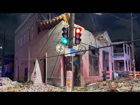 Two-story building partially collapses on Magazine Street