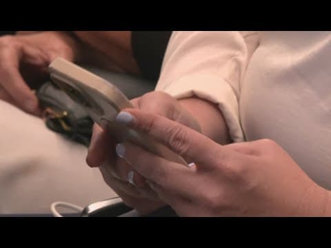 Fort Worth votes on cell phone ban ahead of new Texas law