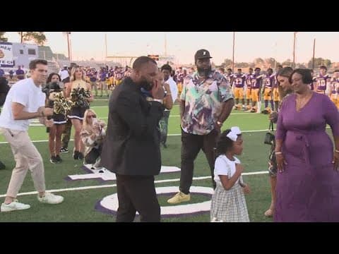 Lutcher High Schoool retires Jarvis Landry's jersey