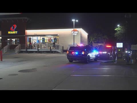 Houston police seek leads after man shot near Westpark Tollway