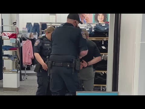 Johnson County man facing felony charges of filming a woman changing