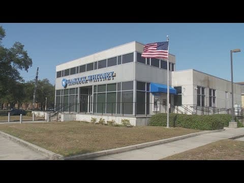 Mid-City bank robbed at gunpoint, NOPD says