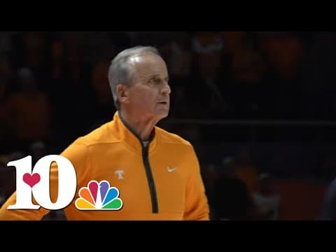 Rick Barnes signs lifetime contract with Tennessee basketball