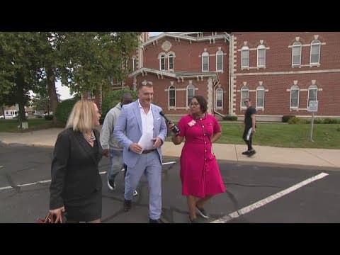 Former Plainfield officer gives up police career, apologizes as part of plea deal that avoids jail t