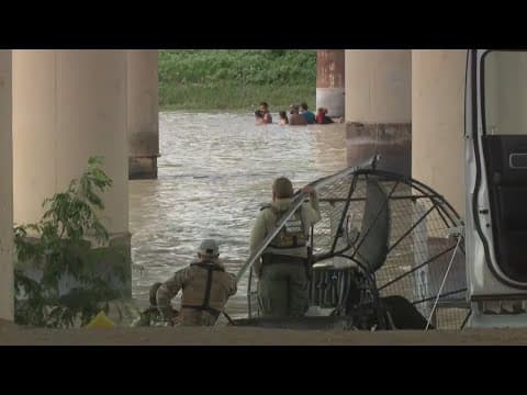 Illegal border crossing hit a 3-year low