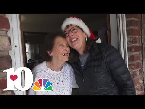 Volunteers deliver food, gifts and Christmas cheer to seniors across Knox County