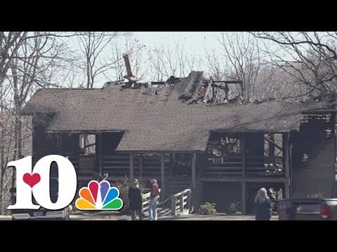 People returning to their homes after wildfire on Renegade Mountain