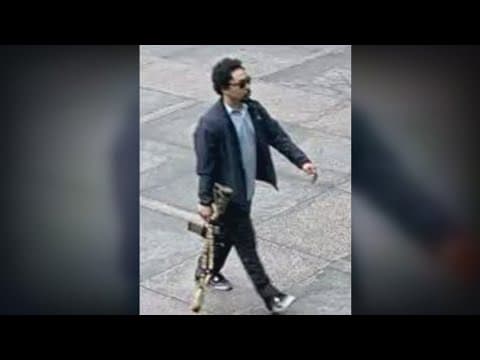 Gunman kills 4, including police officer, in shooting at New York City office tower