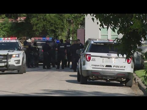 Robbery suspect dead after leading chase from Dickinson to SE Houston, Galveston officials say