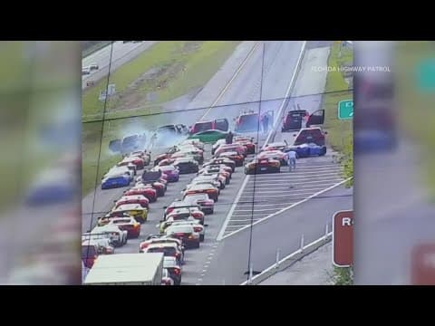 More than 25 cars involved in racing, street takeover on I-75 in Collier County