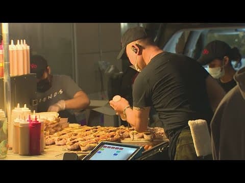 Iconic Houston hot dog spot opens new location on Washington Ave.