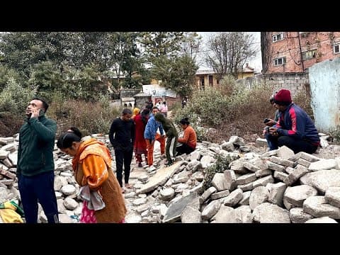 Earthquake near Mount Everest kills 95