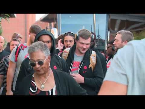 Ohio State Buckeyes arrive in South Bend ahead of prime-time matchup