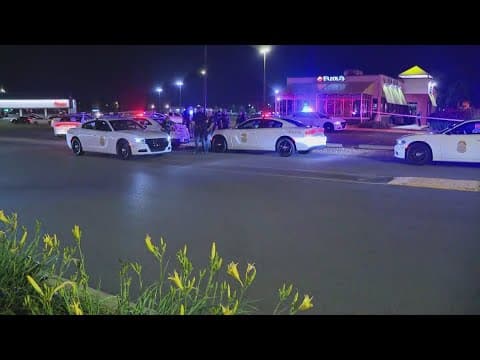 Police investigating double shooting on Indy's northwest side