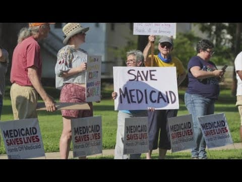 Democrats, Republicans still at odds over funding 1 week into government shutdown