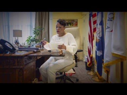 Judge grants Cantrell’s request to block city council’s travel ban