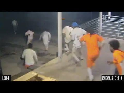 5 inmates still on the run after escaping from Louisiana jail