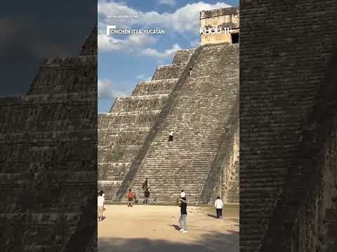 Security chased him up the temple and removed him #chichenitza