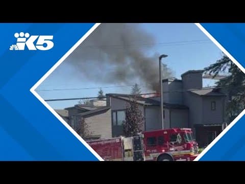 Kenmore townhouse catches fire, 3 people displaced