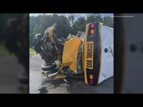 School bus crash closes I-70 in Henry County