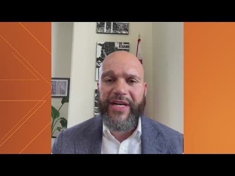 Councilmember Robert White criticizes DC mayor's response to federal surge