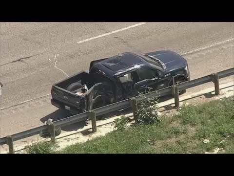 Off-duty officer injured in crash involving tractor-trailer in Hutchins